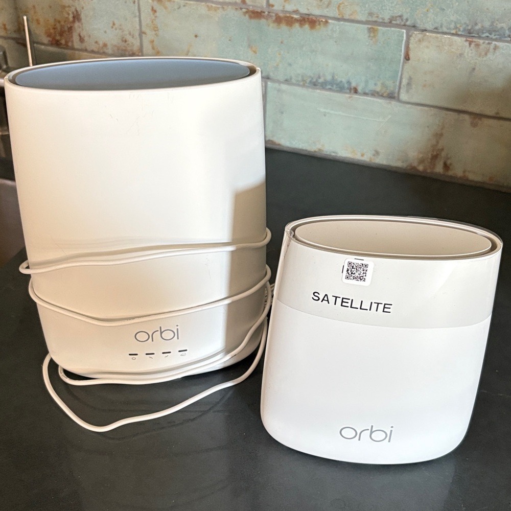 Netgear Orbi White Modem-Router Combo